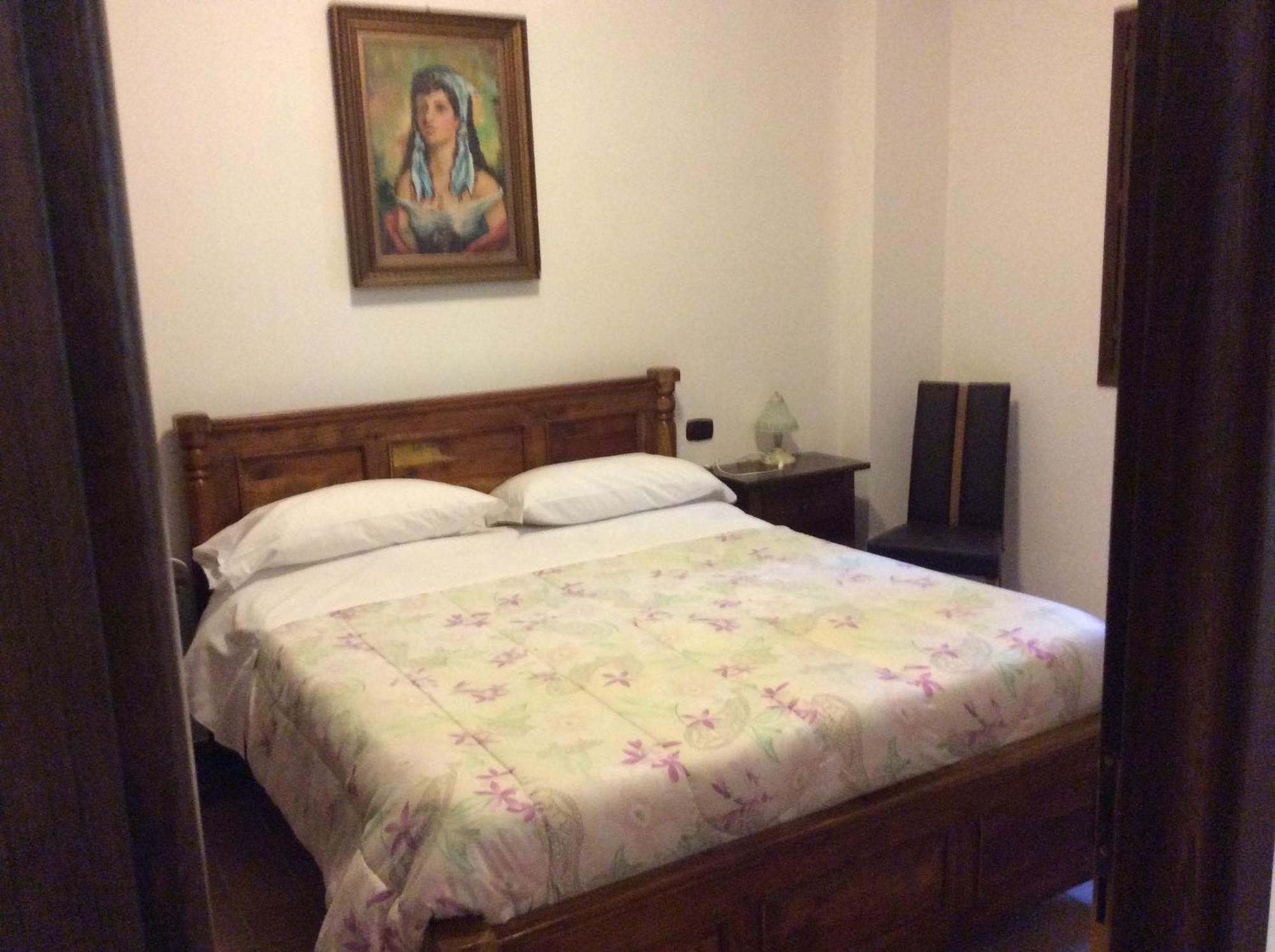 Hotel Il Feudo Dei Pierleoni Celano Oda fotoğraf