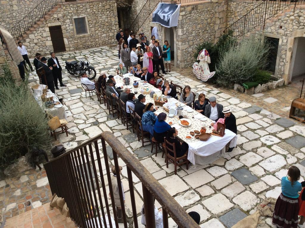 Hotel Il Feudo Dei Pierleoni Celano Dış mekan fotoğraf