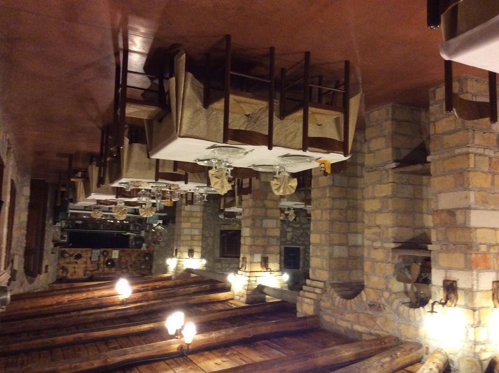 Hotel Il Feudo Dei Pierleoni Celano Dış mekan fotoğraf